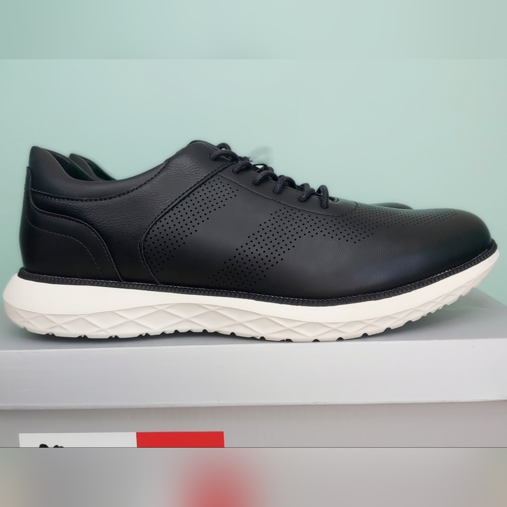 Perry Ellis Portfolio Black Dress Sneakers Men's Size 8.5 NWT Preppy Office